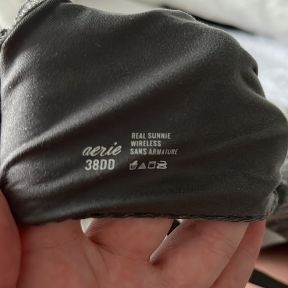 Aerie- real Sunnie wireless - Picture 3 of 3